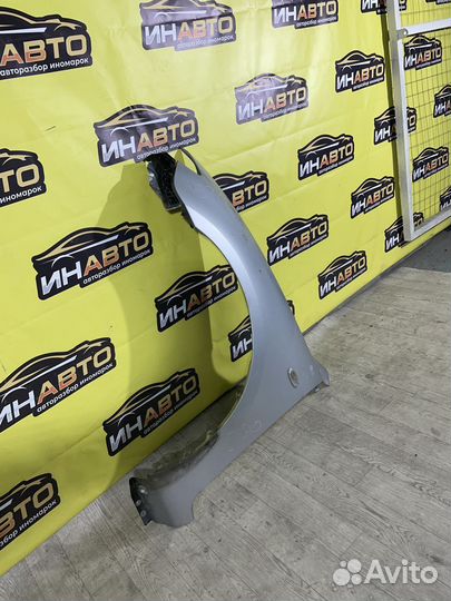 Переднее правое крыло mazda 3 bk