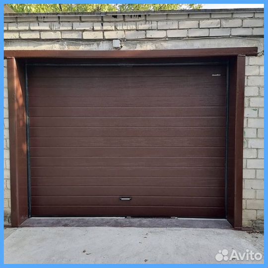 Гаражные ворота, секционные ворота DoorHan Alutech