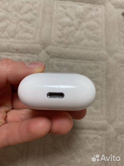 Наушники apple airpods 2 целые 2019 года