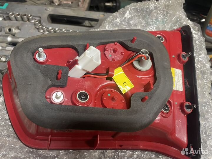 Задний левый фонарь внутренний kia sportage