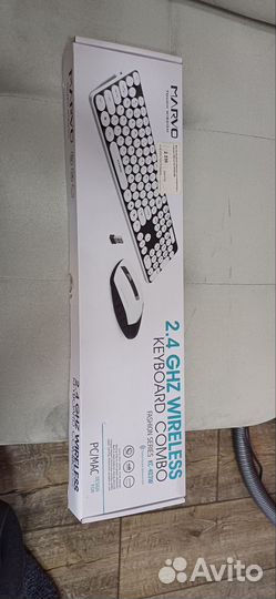 Беспроводная клавиатура и мышь