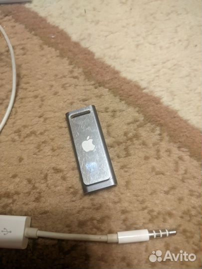 iPod Shuffle 3 4GB – Полный оригинальный комплект