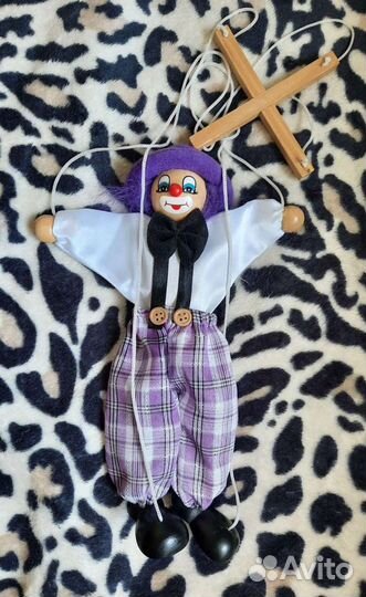 Игрушка клоун на верёвках