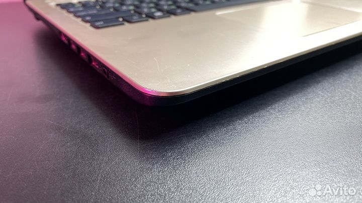 Быстрый Ноутбук Asus AMD A6-9th/FHD/8GB/SSD