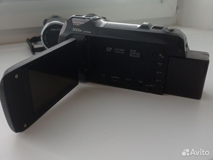 Panasonic hc v770