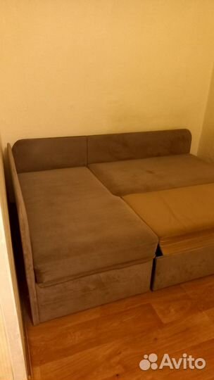 Диван угловой