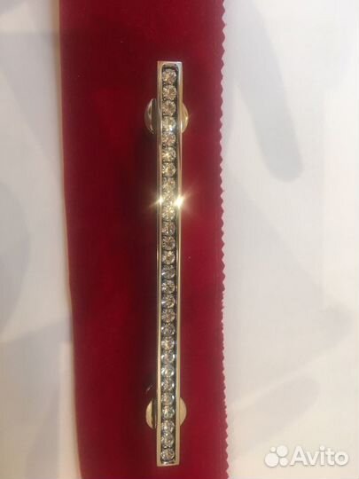Ручка для тумбы Сваровски