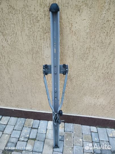 Велокрепление на крышу автомобиля