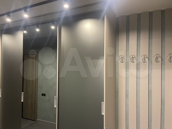 2-к. квартира, 75 м², 2/12 эт.