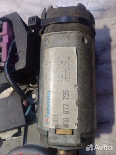 Моторчик люка Audi 100 4A2 AAH 1992