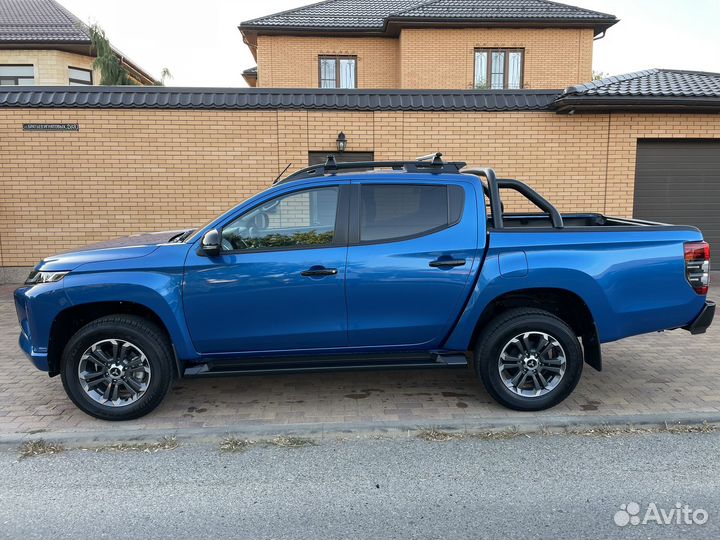 Mitsubishi L200 2.4 AT, 2022, 9 100 км
