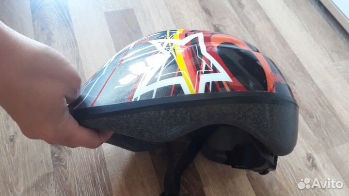 Шлем и защита для рук и ног