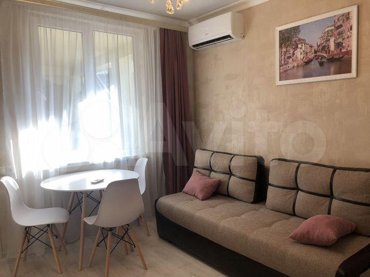 Комната 30 м² в 2-к., 1/3 эт.