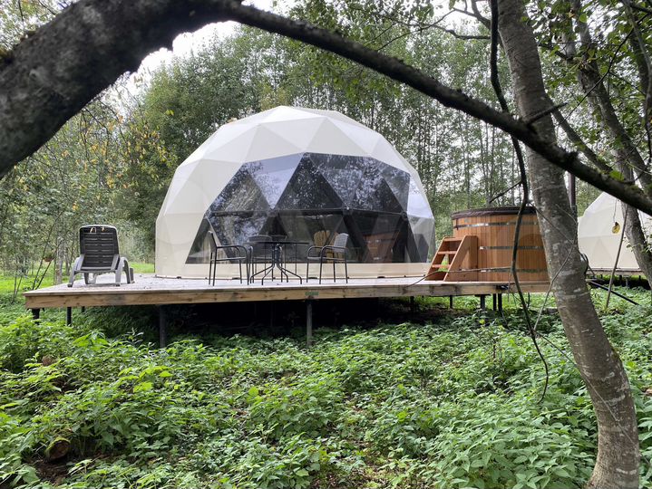 Коттедж 611 м² на участке 14 сот.