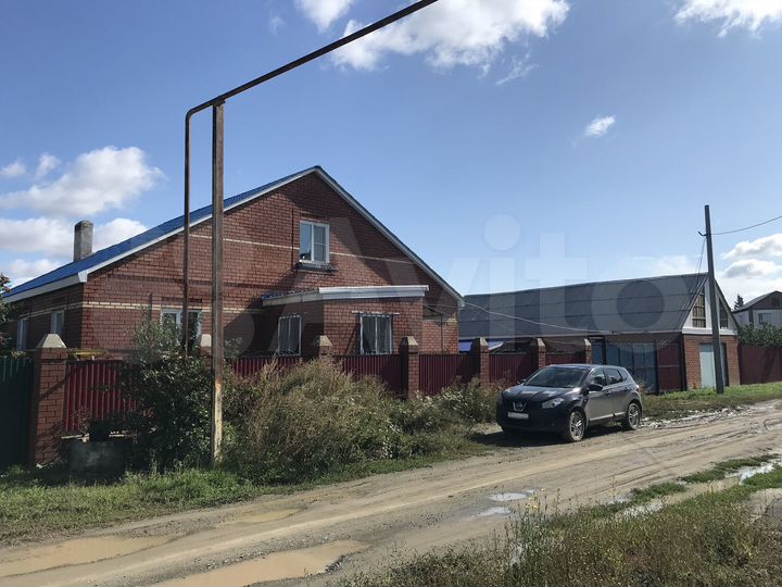 Дом 206 м² на участке 18,6 сот.