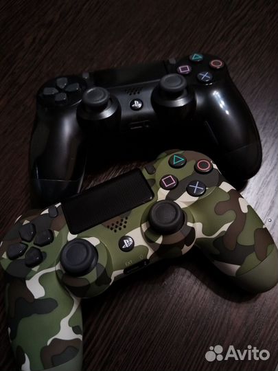 Sony PlayStation 4 slim 500gb + два геймпада