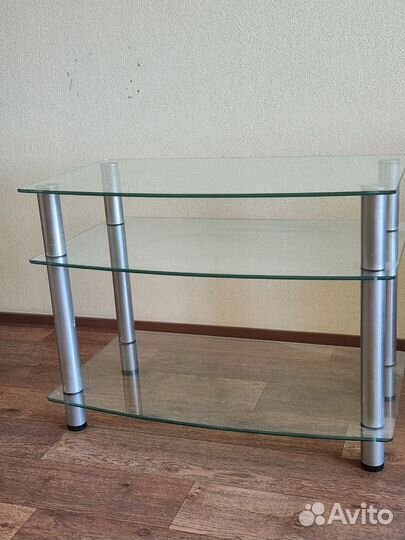 Стеклянная тумба под телевизор