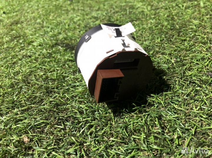 Кнопка блокировки дифферинциала Volkswagen Touareg