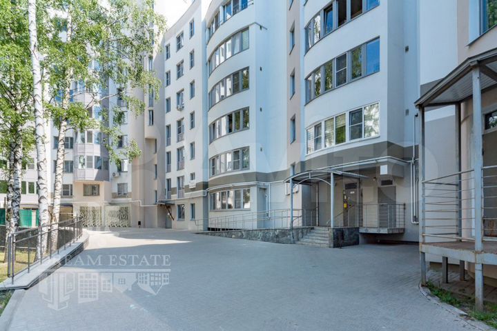 2-к. квартира, 68,3 м², 2/9 эт.