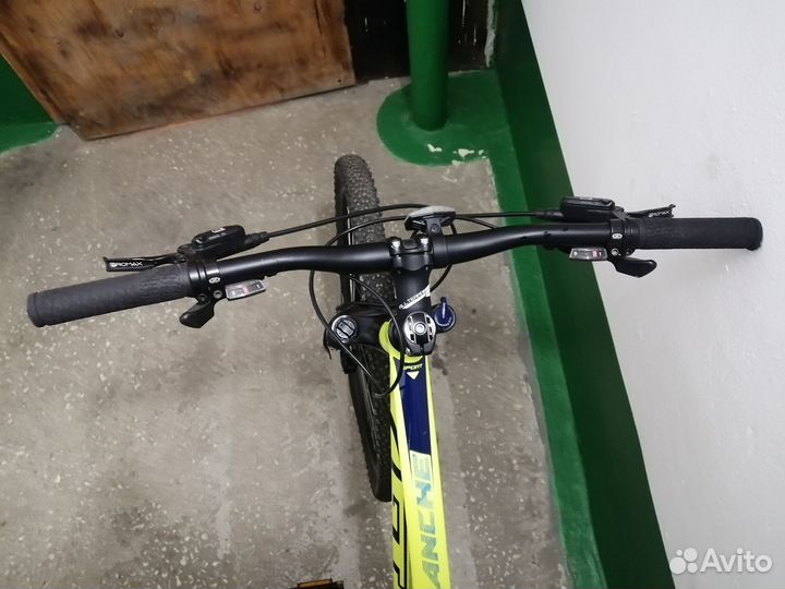 Велосипед GT Avalanche sport