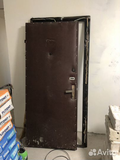 Дверь входная