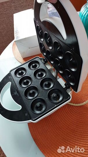 Электрическая вафельница