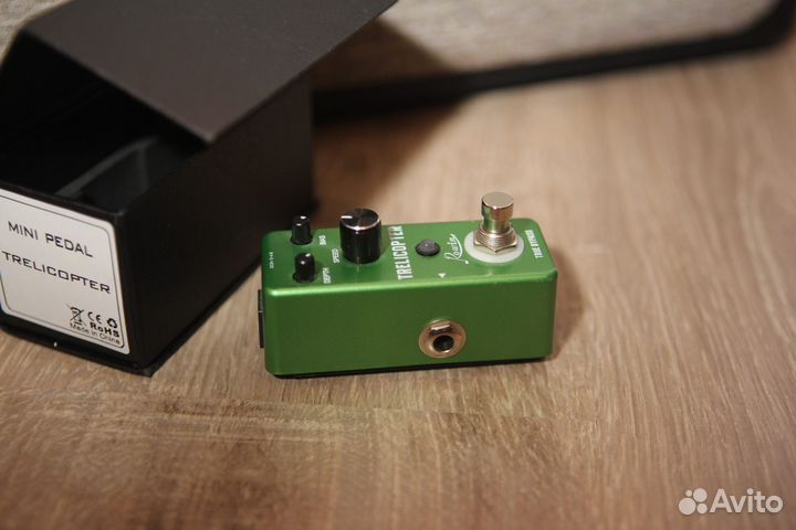 Гитарная педаль tremolo