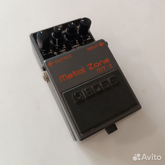 Boss Metal Zone MT-2 + адаптер 9V