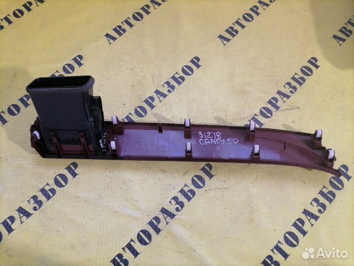 Дефлектор воздушный Toyota Camry 50 2011-2017 3.5