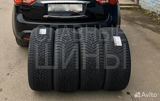 Yokohama BluEarth Winter V905 295/30 R22 103V