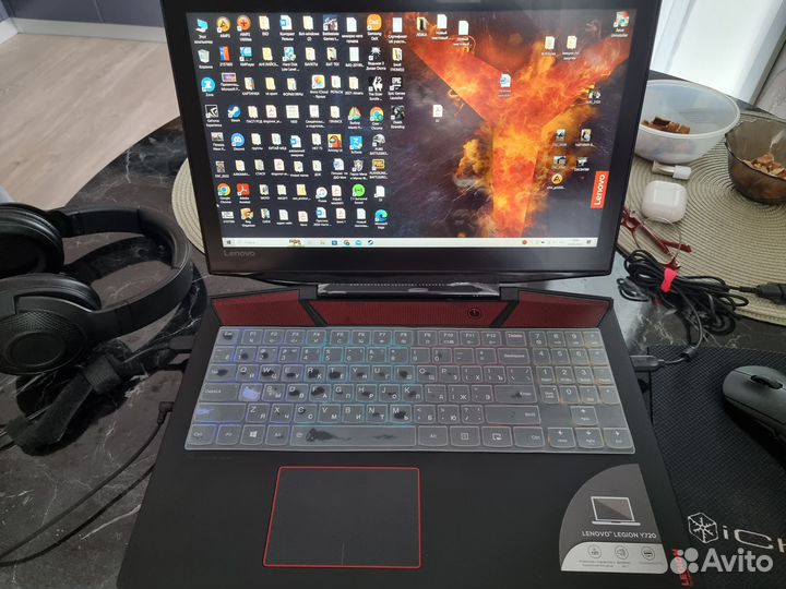 Мощный игровой ноутбук с подсветкой клавиатуры