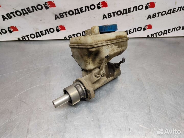 Главный тормозной цилиндр Peugeot 406 8В 1997 г.в