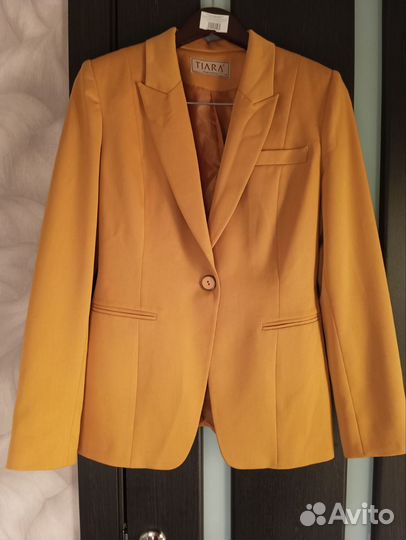 Пиджак женский 46