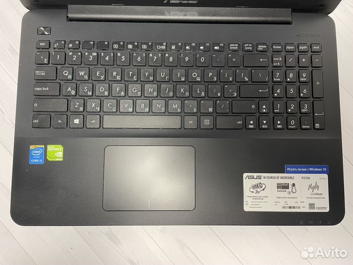 Игровой ноутбук Asus i3/12gb/2видеокарты/SSD