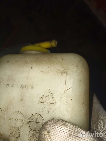 Расширительный бачок Kia Avella