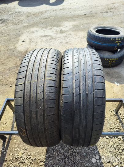 Goodyear EfficientGrip Performance 215/60 R16 V