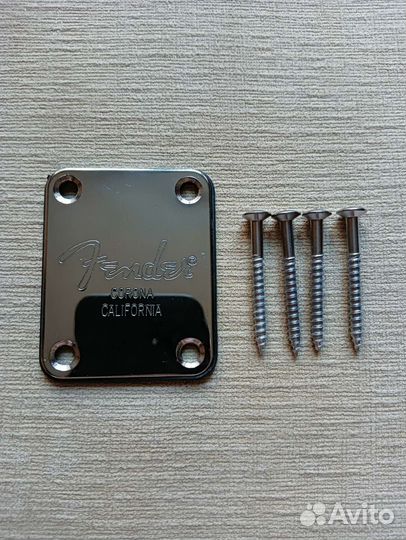 Пластина для крепления грифа Fender Stratocaster