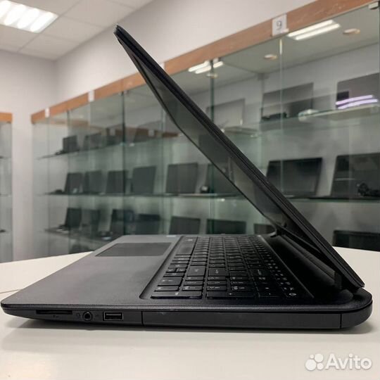 Ноутбук Acer (Core i3-6th/ 8gb ram/ SSD 120gb)