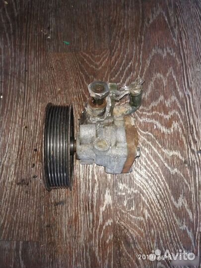 Насос гидроусилителя для Kia Sorento 2002-2009