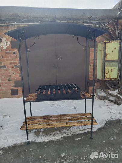 Мангал с крышей. (Шампура в подарок)