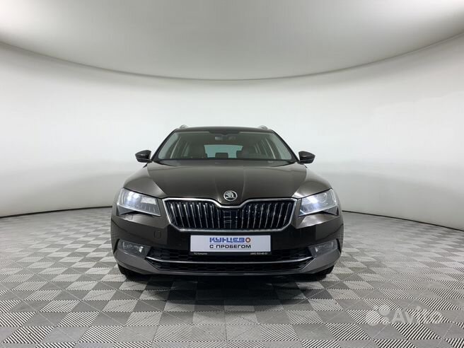 Skoda Superb седан II поколение рестайлинг