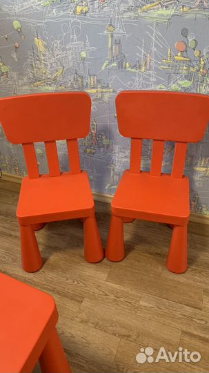 Детский стол и стулья IKEA