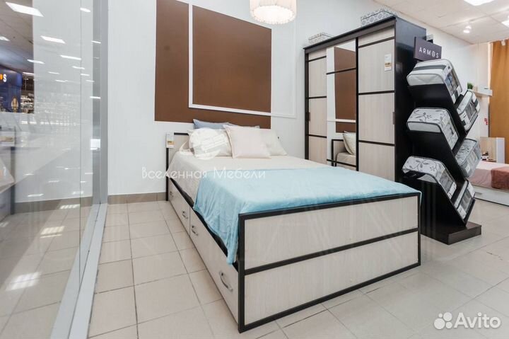 Кровать двуспальная