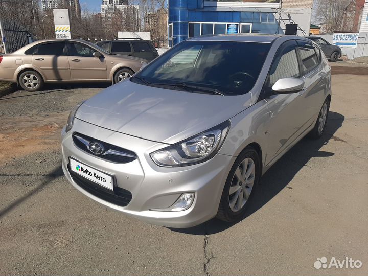 Hyundai Solaris 1.6 AT, 2012, 118 000 км