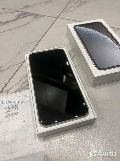 iPhone Xr, 64 ГБ