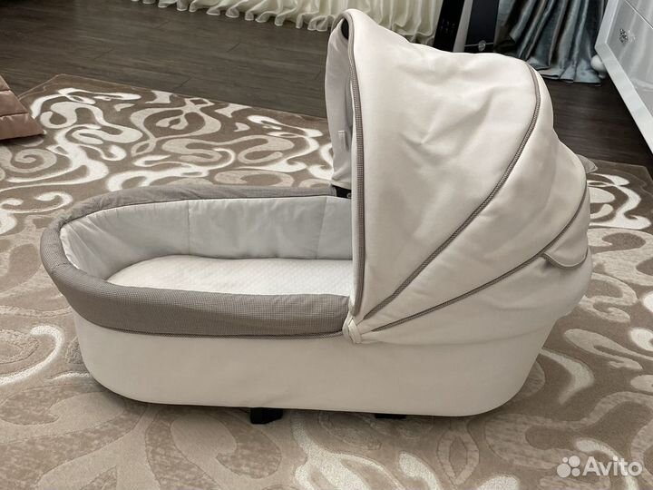 Коляска 2 в 1 teutonia be you