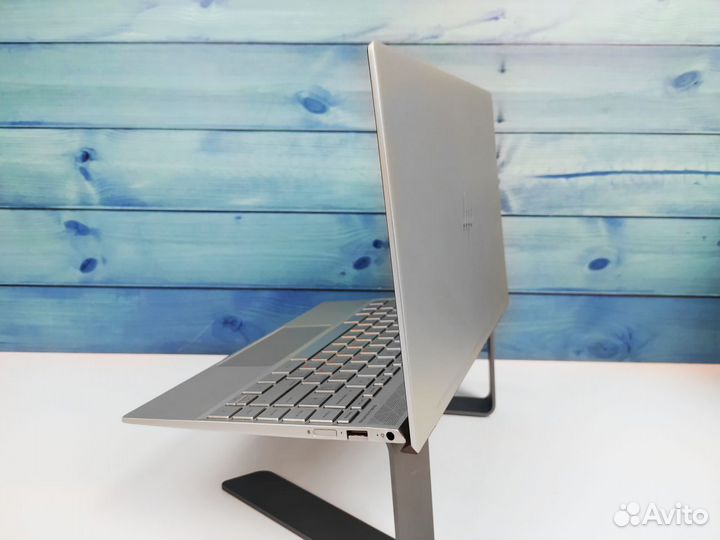 Универсальный ноутбук HP на i7 / 512Gb SSD / 16Gb