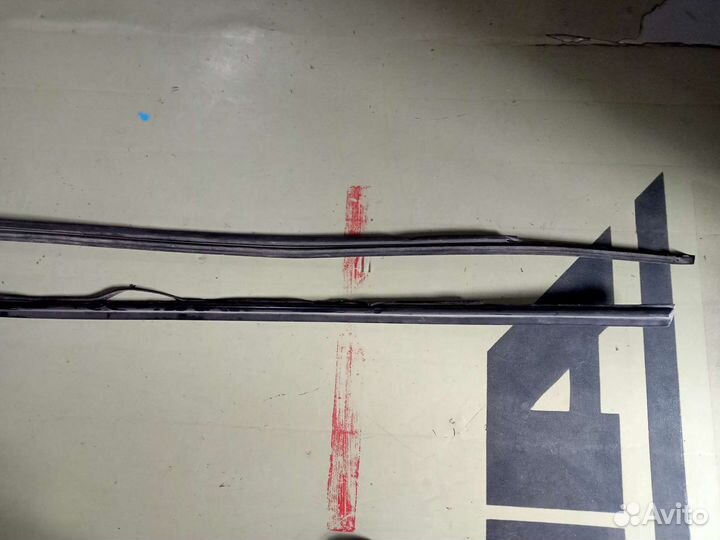 Молдинг крыши 5 дверей VW Golf 2