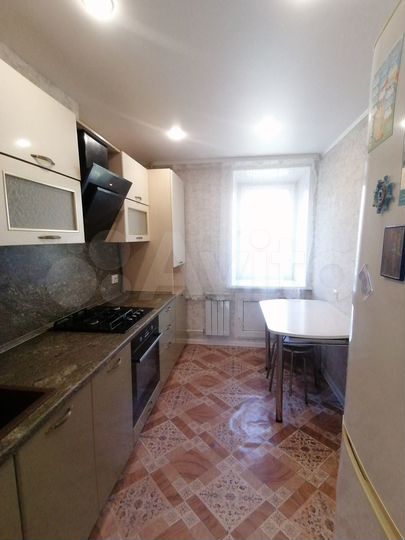 3-к. квартира, 60 м², 4/5 эт.