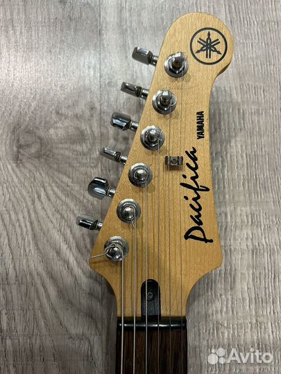 Гитара Yamaha s120